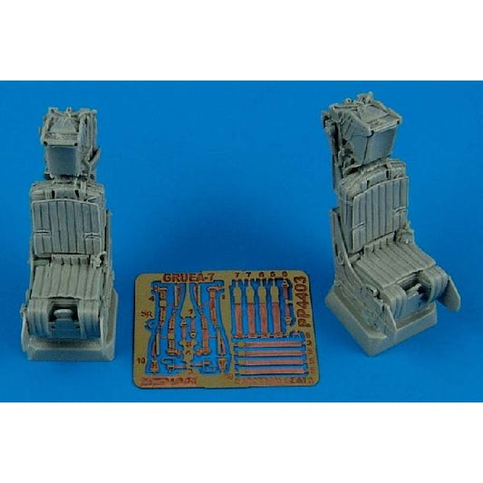 Aires [4403] M.B. GRUEA-7 (A-6E/EA-6A) Ejection Seats for A-6 Intruder, 1/48